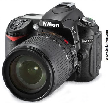 Nikon D7000 Önden Görünüm