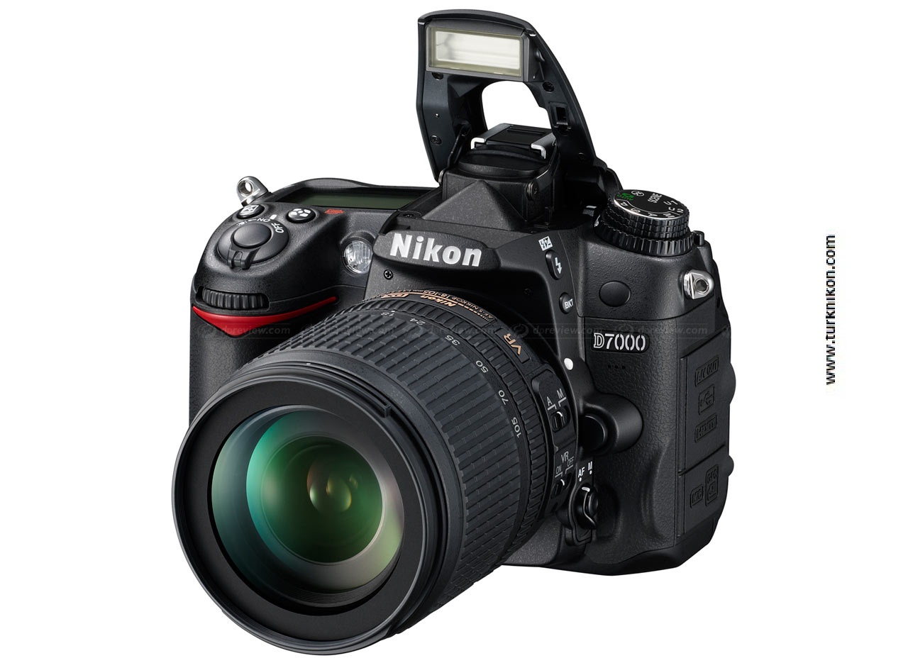 Nikon D7000 Nisan Ayından Önce Yenilenebilir [Nikon D400, D8000 veya Nikon D7100]