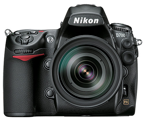 Nikon D700’ün Fiyatı 500$ Düştü