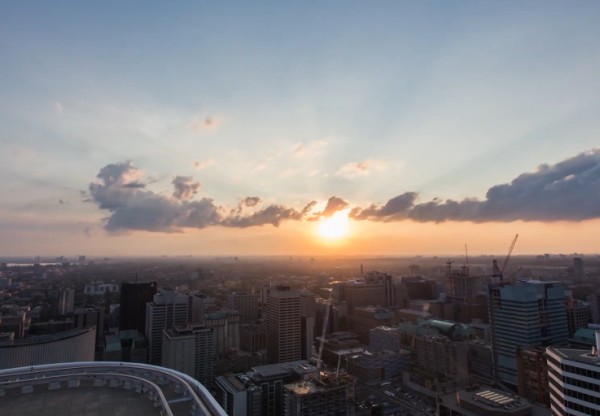 Nefes Kesen Bir Time Lapse Videosuyla Bir Şehrin Uyanışını İzleyin