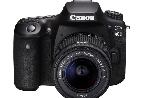 Canon EOS 90D