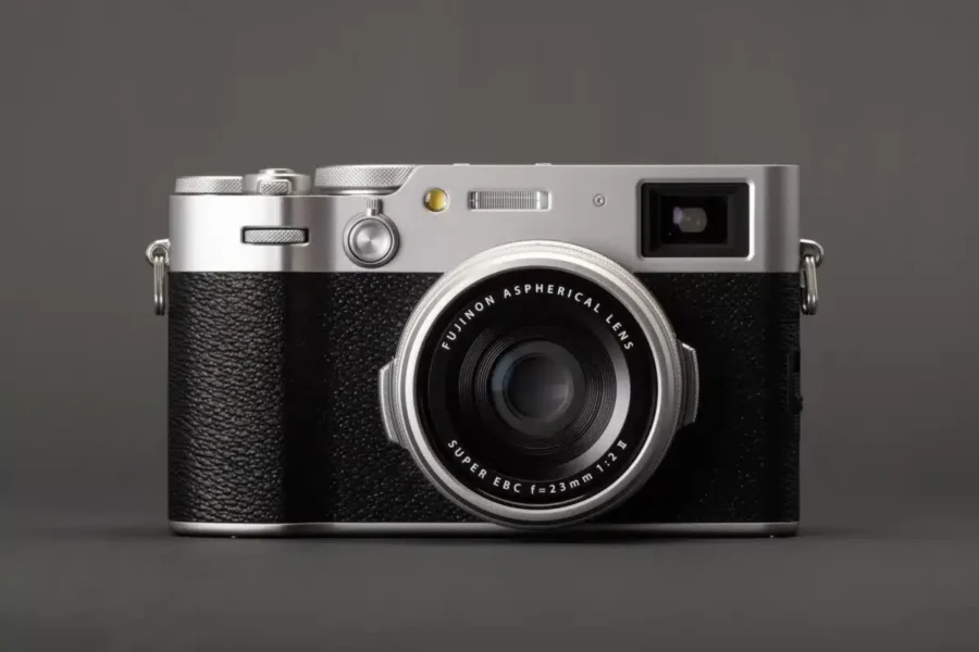 Fujifilm X100 VI Duyuruldu: Hızlı AF ve Gelişmiş Sensörle Sokak Fotoğrafçılığı Yeniden Tanımlanıyor