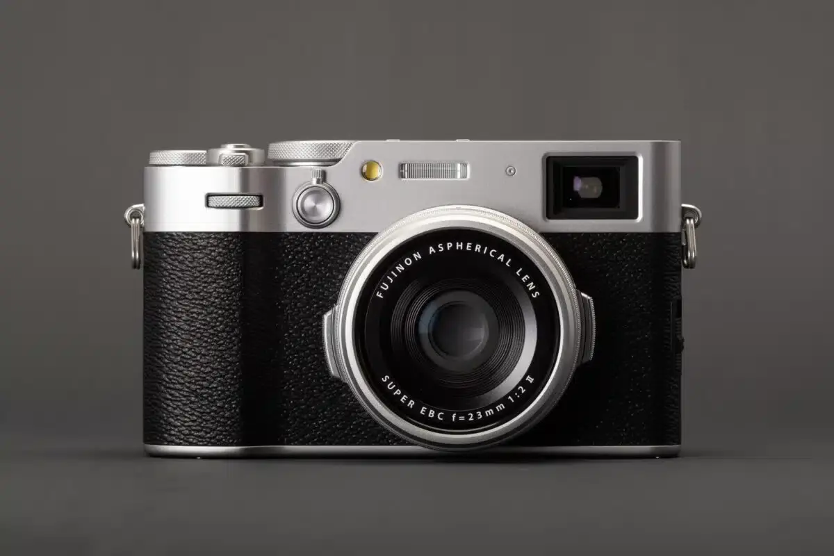 Fujifilm X100 VI Duyuruldu: Hızlı AF ve Gelişmiş Sensörle Sokak Fotoğrafçılığı Yeniden Tanımlanıyor