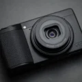 Ricoh GR IV Monochrome İncelemesi, Özellikleri ve Fiyatı
