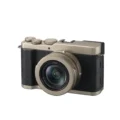 Panasonic LUMIX L10 Tanıtıldı: LUMIX Serisinin 25. Yılına Özel Titanyum Altın Sürpriz!