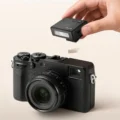 Godox iM10 Mini Flaş Tanıtıldı: Sadece 23 Gram Ağırlık ve USB-C Şarj Konforu!